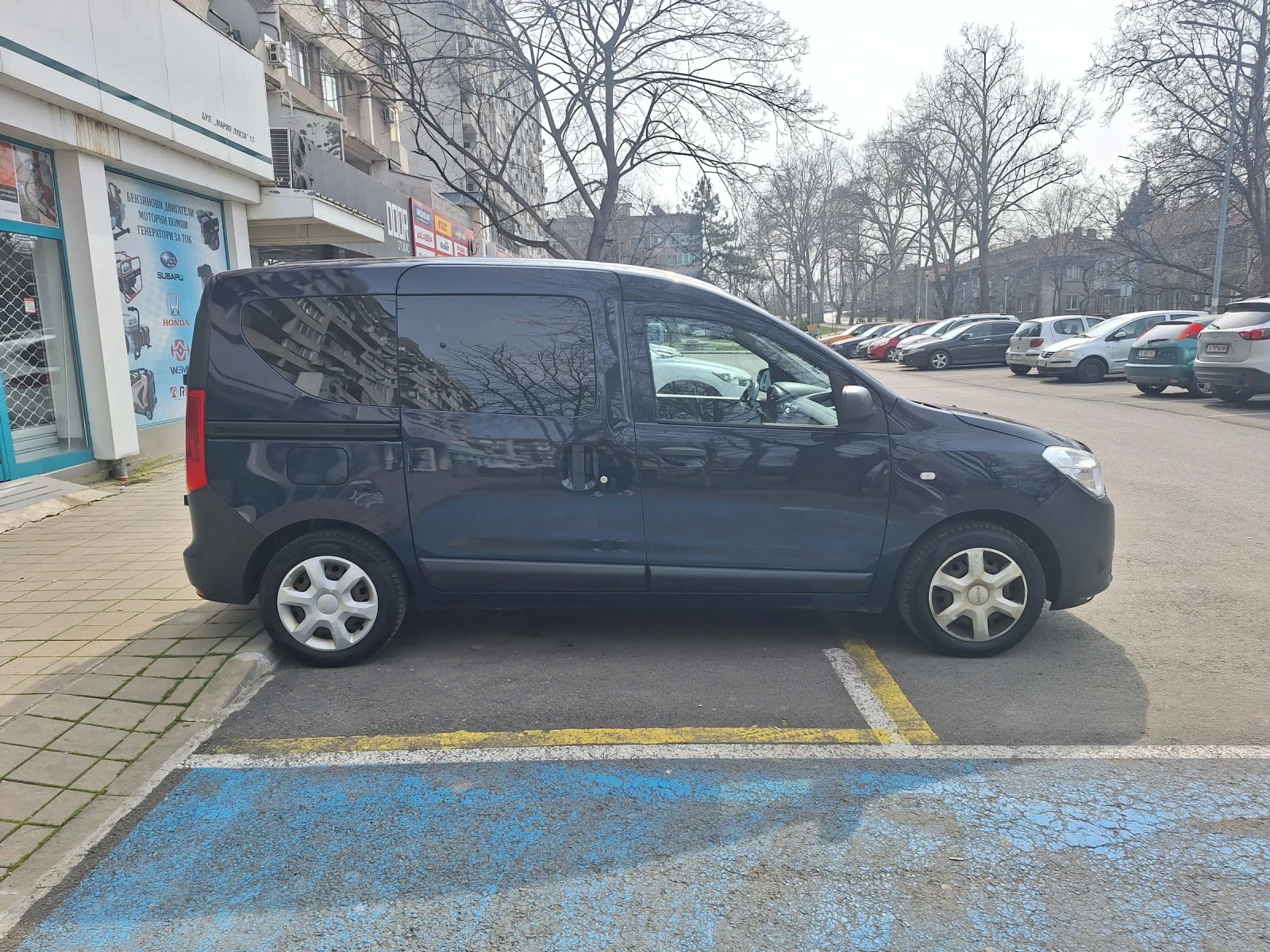 Dacia Dokker 1.6 LPG, снимка 5 - Автомобили и джипове - 53710091