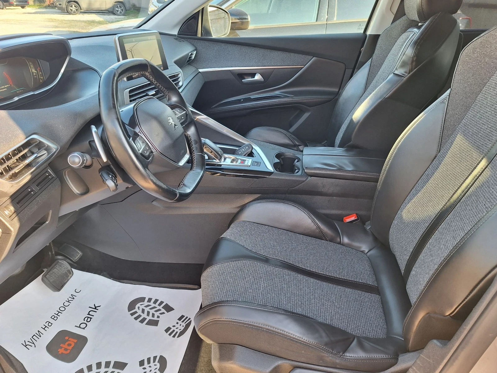 Peugeot 5008 1.6d* Автомат/Нави/Камера/Кейлес/Лед/6+ 1* , снимка 13 - Автомобили и джипове - 53752919