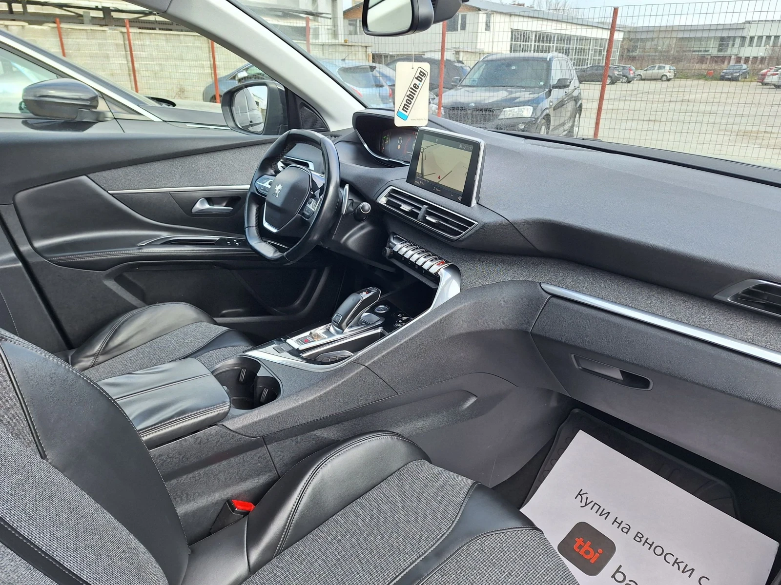 Peugeot 5008 1.6d* Автоматик/Навигация/Камера/Старт-Стоп/6+ 1* , снимка 13 - Автомобили и джипове - 53752919