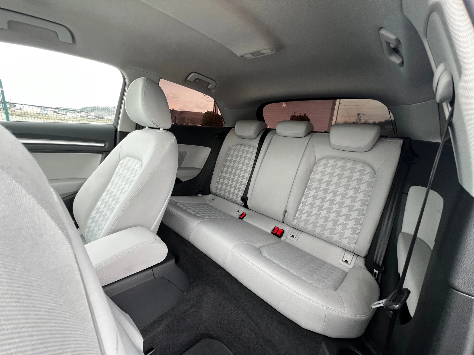 Audi A3 2.0 TDI* Quattro* , снимка 11 - Автомобили и джипове - 54063461