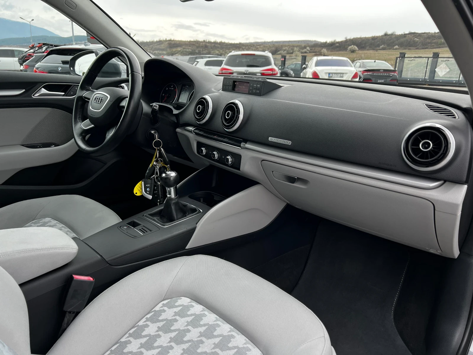 Audi A3 2.0 TDI* Quattro* , снимка 14 - Автомобили и джипове - 54063461