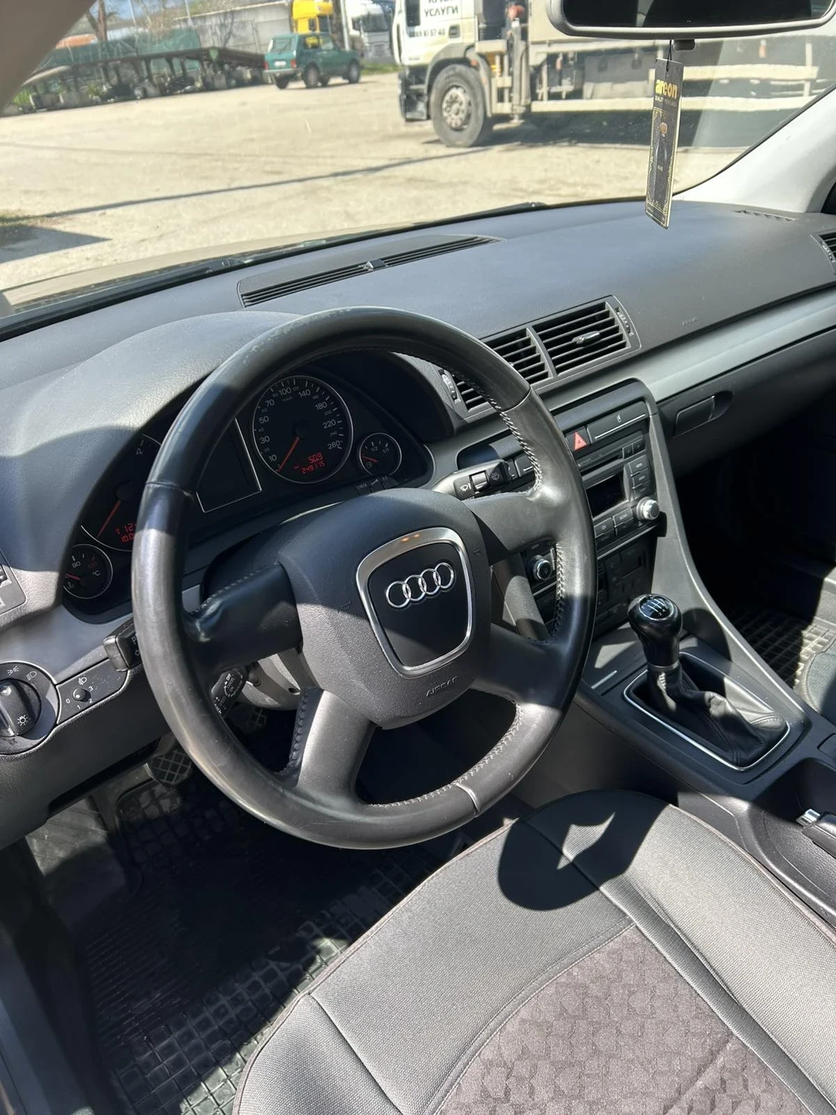Audi A4, снимка 5 - Автомобили и джипове - 54156311