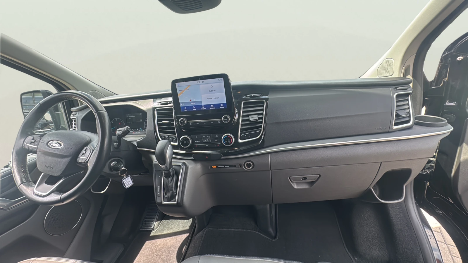 Ford Transit Custom 2.0D, снимка 11 - Автомобили и джипове - 54537799