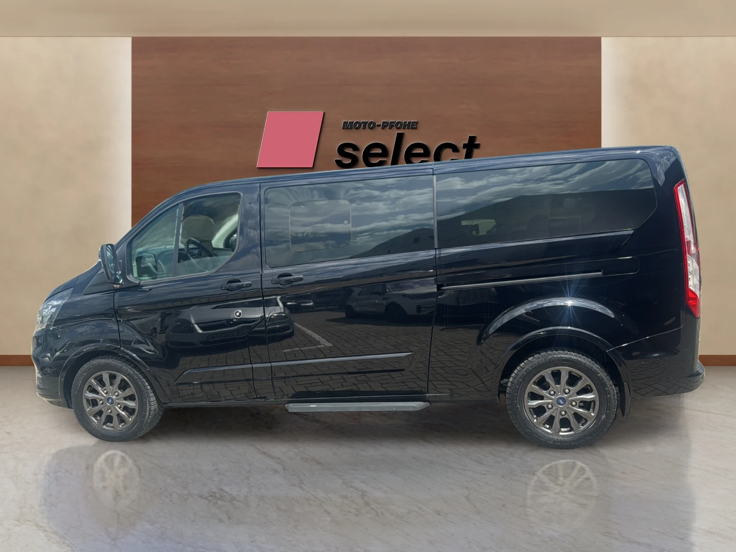 Ford Transit Custom 2.0D, снимка 2 - Автомобили и джипове - 54537799