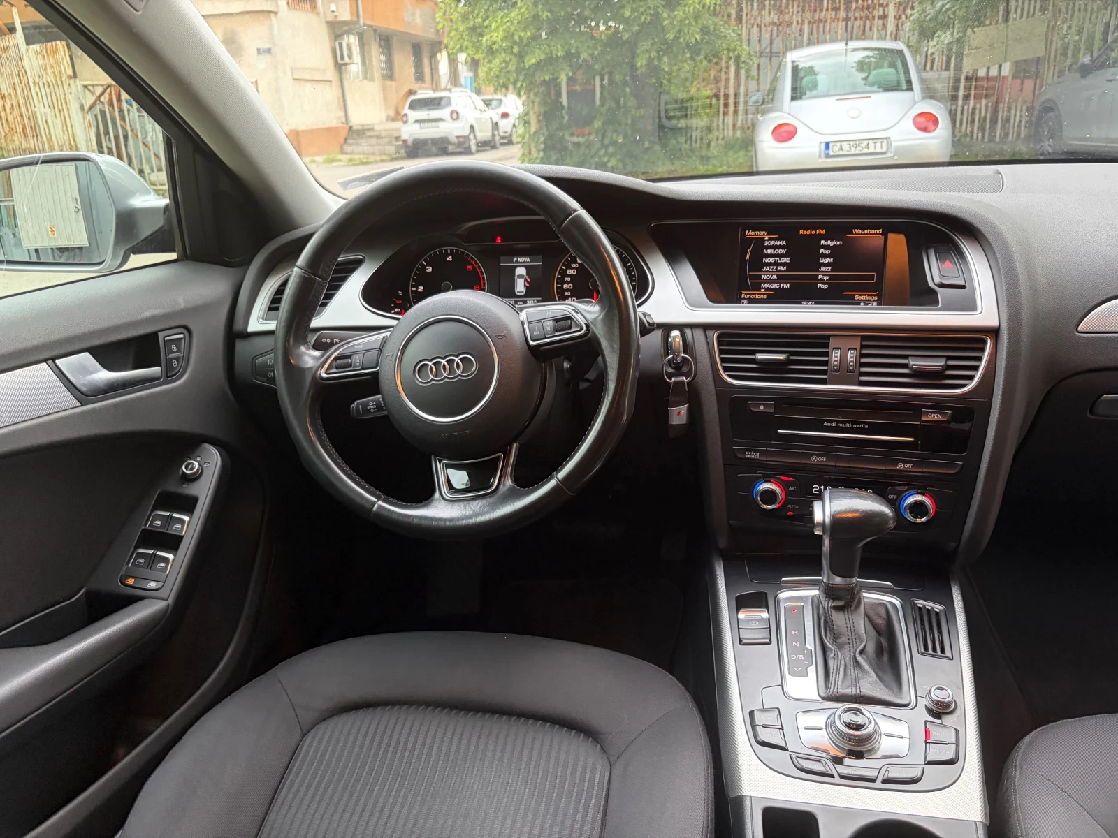 Audi A4 S-Line, снимка 9 - Автомобили и джипове - 54655238