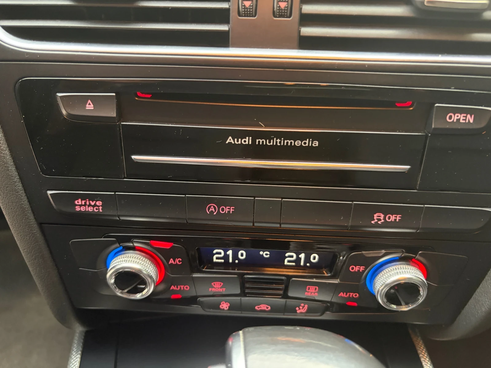 Audi A4 S-Line, снимка 11 - Автомобили и джипове - 54655238
