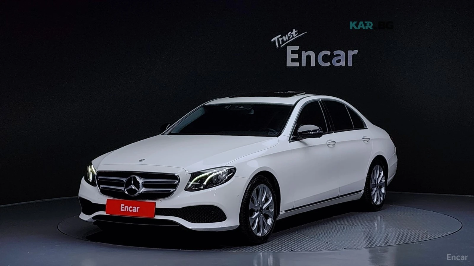 Mercedes-Benz E 200 * КОЖА* ПОДГРЕВ* ПАНОРАМА* LED* NAVI* 