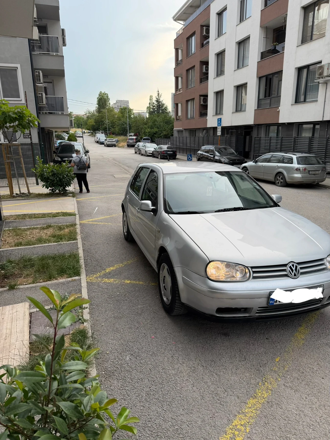 VW Golf 1.6, снимка 3 - Автомобили и джипове - 55316958