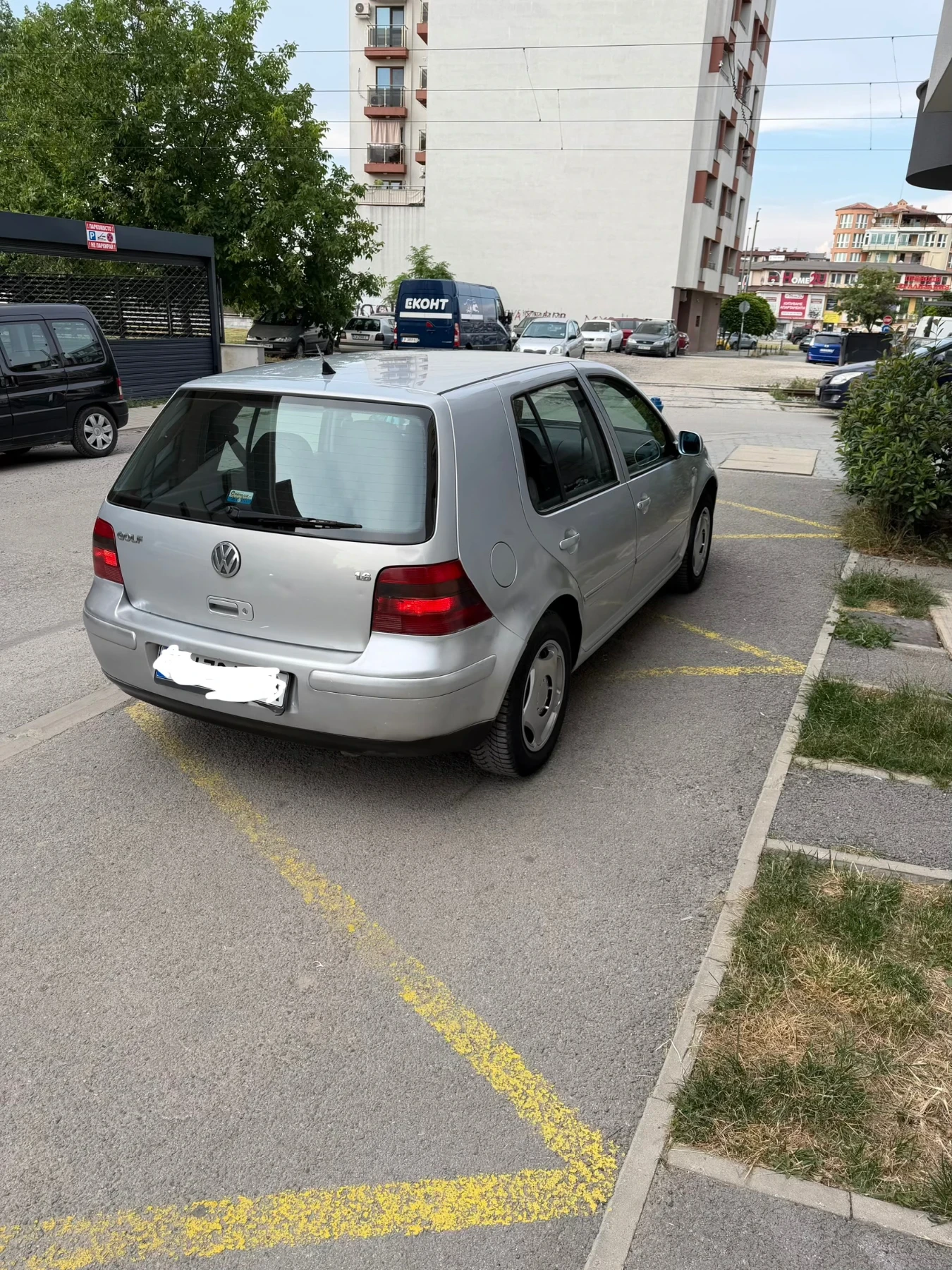 VW Golf 1.6, снимка 4 - Автомобили и джипове - 55316958