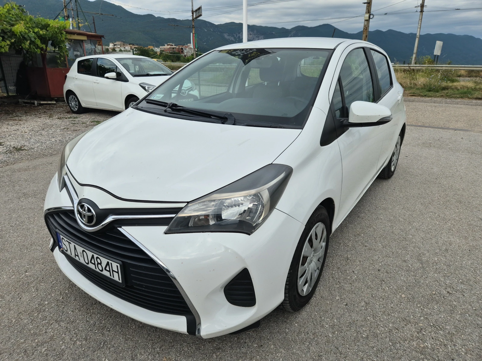 Toyota Yaris 1.3 газ климатик 6ск