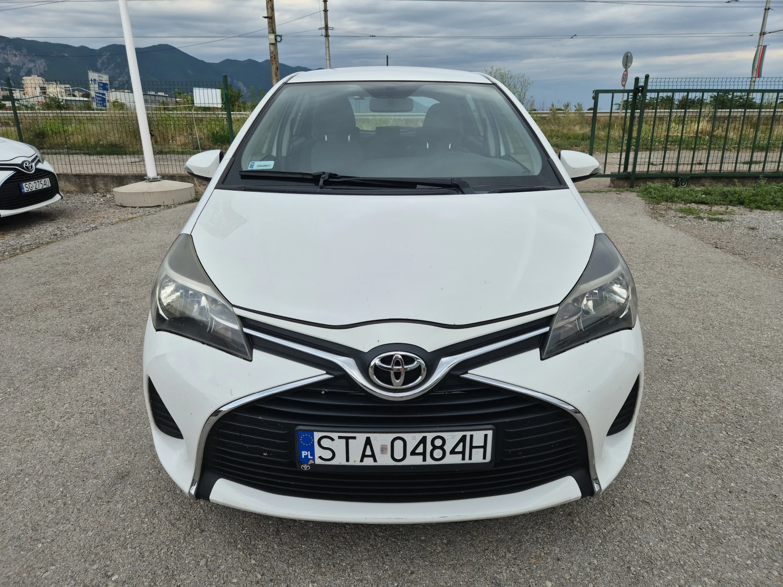Toyota Yaris 1.3 ��� �������� 6�� | Mobile.bg � ����������� 2