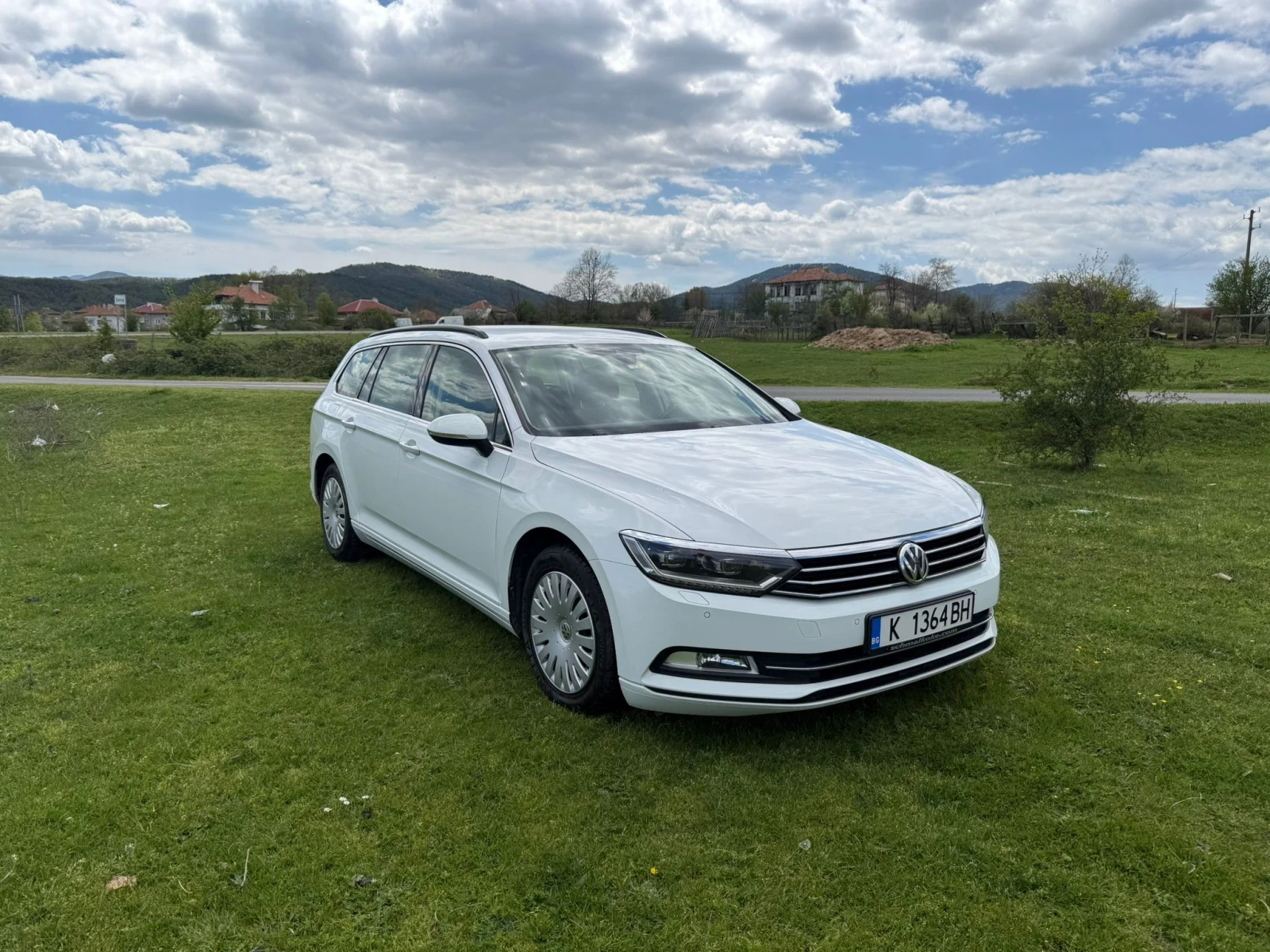 VW Passat, снимка 2 - Автомобили и джипове - 55456553