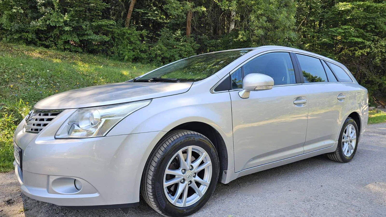 Toyota Avensis 1.8, снимка 2 - Автомобили и джипове - 55546305