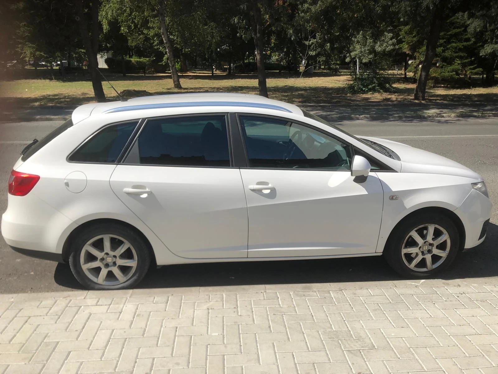 Seat Ibiza 1, 2 D кожа, подгрев, клима, снимка 3 - Автомобили и джипове - 55938028