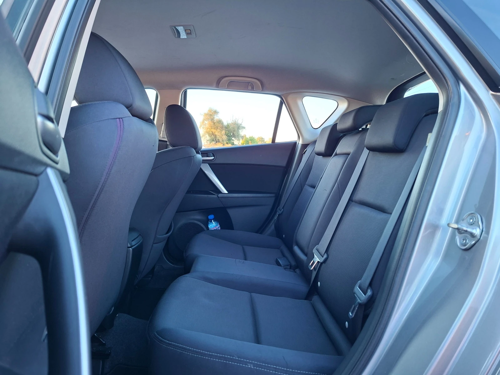 Mazda 3 1.6i* 36м. х 191EUR.* , снимка 9 - Автомобили и джипове - 56215507