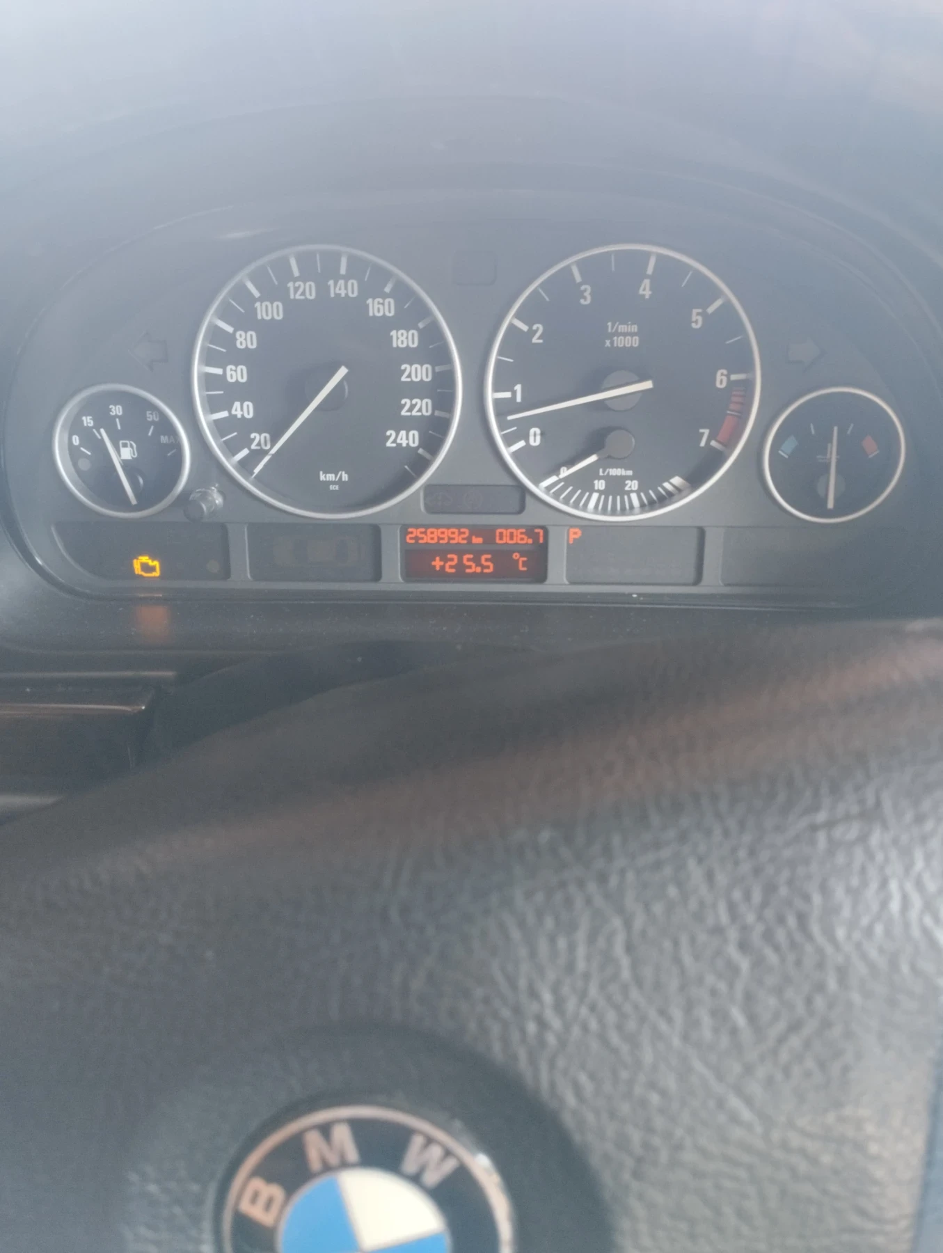 BMW 525, снимка 6 - Автомобили и джипове - 56431617