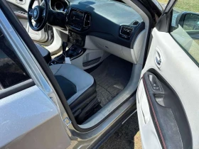 Jeep Compass * Limited * CARFAX * ПОДГРЕВИ * ПАНО * KEYLESS * , снимка 14