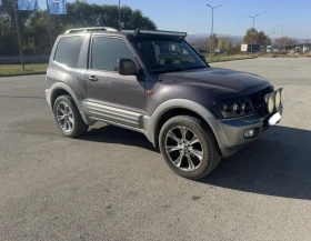 Mitsubishi Pajero 3.5 V6 бензин ръчна кутия 2 врати, снимка 2