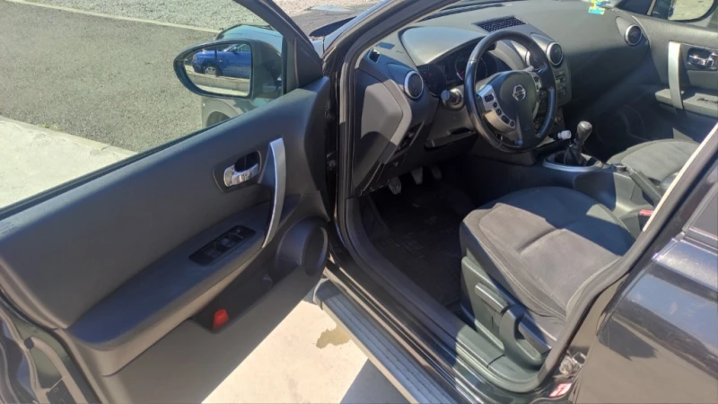 Nissan Qashqai 2.0dci 4x4 6ck, снимка 9 - Автомобили и джипове - 48782040