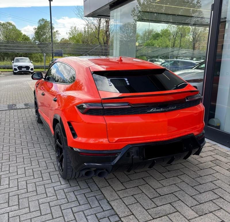 Lamborghini Urus SE 4.0 V8 Plug-in Hybrid 4WD, снимка 3 - Автомобили и джипове - 50879821