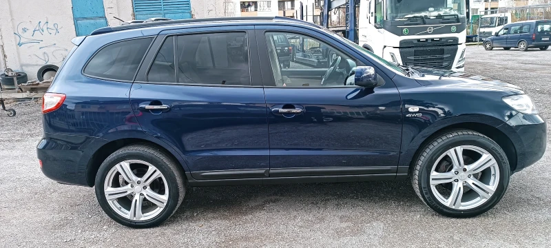 Hyundai Santa fe 2.7 V6 4WD, снимка 4 - Автомобили и джипове - 52554261