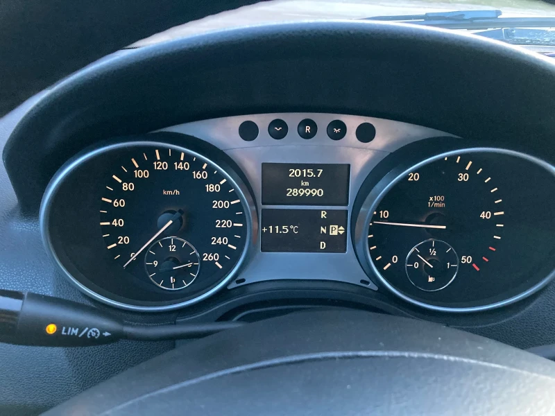 Mercedes-Benz ML Прожини Теглич 4x4 Automatic, снимка 15 - Автомобили и джипове - 52893122