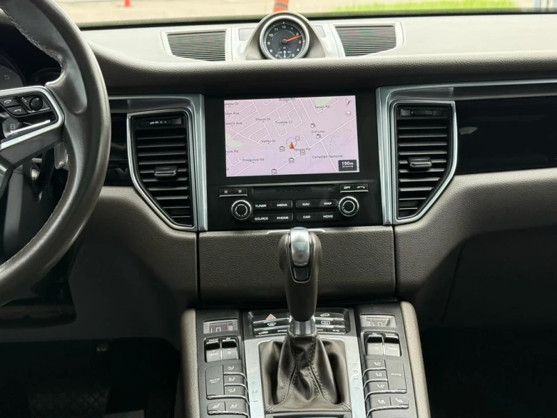 Porsche Macan * S AWD| SUNROOF| NAVI| BACKUP * CARFAX * ЦЕНА ДО , снимка 9 - Автомобили и джипове - 53044068