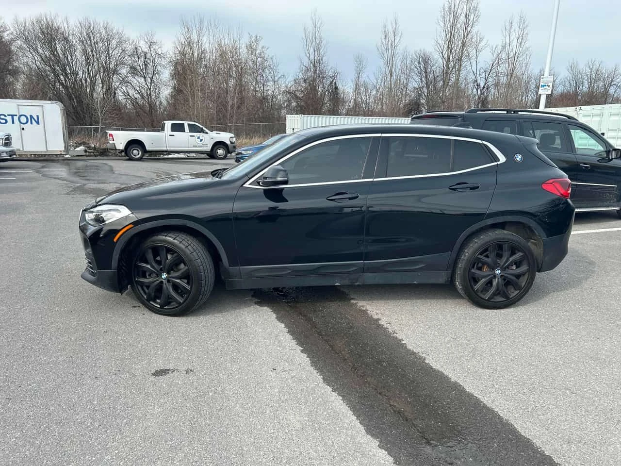 BMW X2 * xDrive28i * ЛИЦЕНЗИРАН ДИЛЪР * ПОДГРЕВ * КАМЕРА , снимка 2 - Автомобили и джипове - 54034656