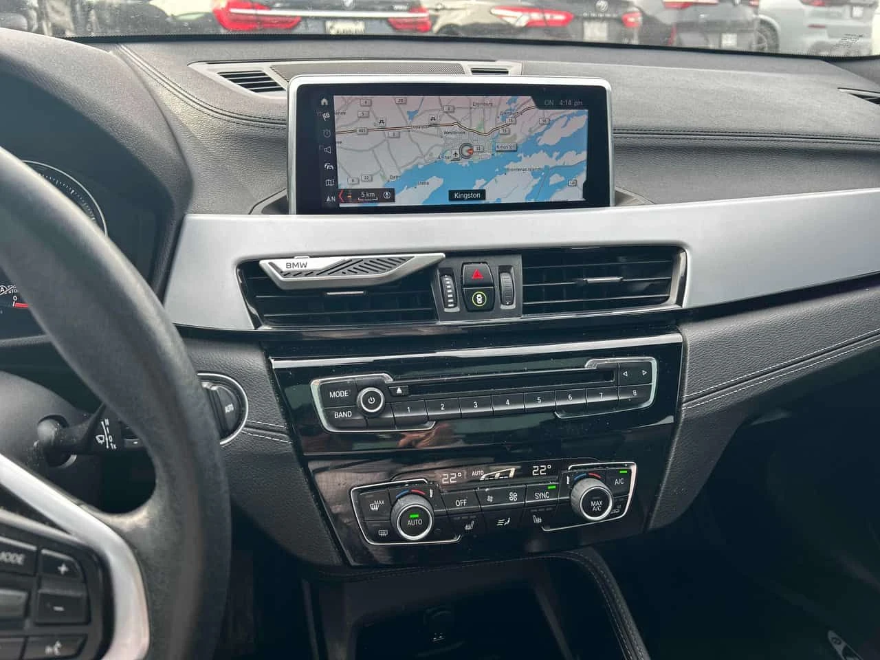 BMW X2 * xDrive28i * ЛИЦЕНЗИРАН ДИЛЪР * ПОДГРЕВ * КАМЕРА , снимка 9 - Автомобили и джипове - 54034656