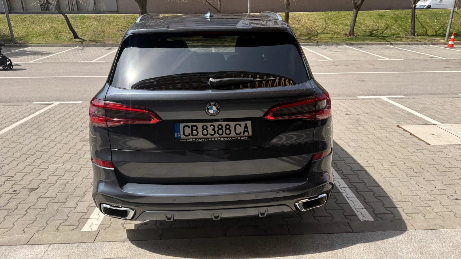 BMW X5 1-ви собственик, Laser, Individual, Swarowski, Sky, снимка 7 - Автомобили и джипове - 54183537