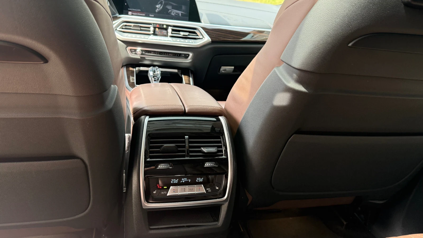 BMW X5 Sky lounge, B&W, Laser, Individual, Swarowski, снимка 15 - Автомобили и джипове - 54183537