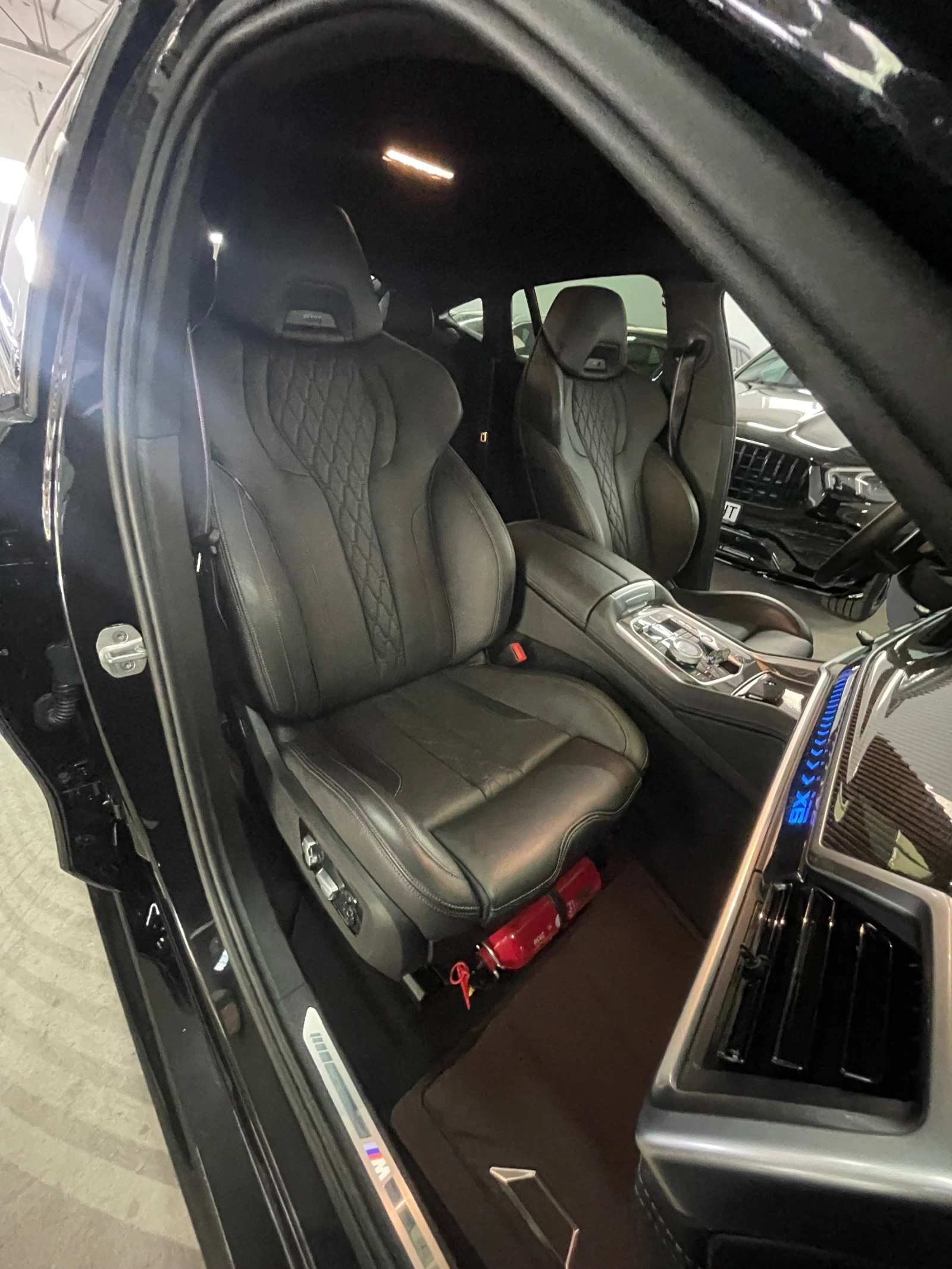 BMW X6 4.0D/Mpak/Обдух/360/въздух/head-up/ГАРАНЦИЯ/НОВА!!, снимка 13 - Автомобили и джипове - 54575015