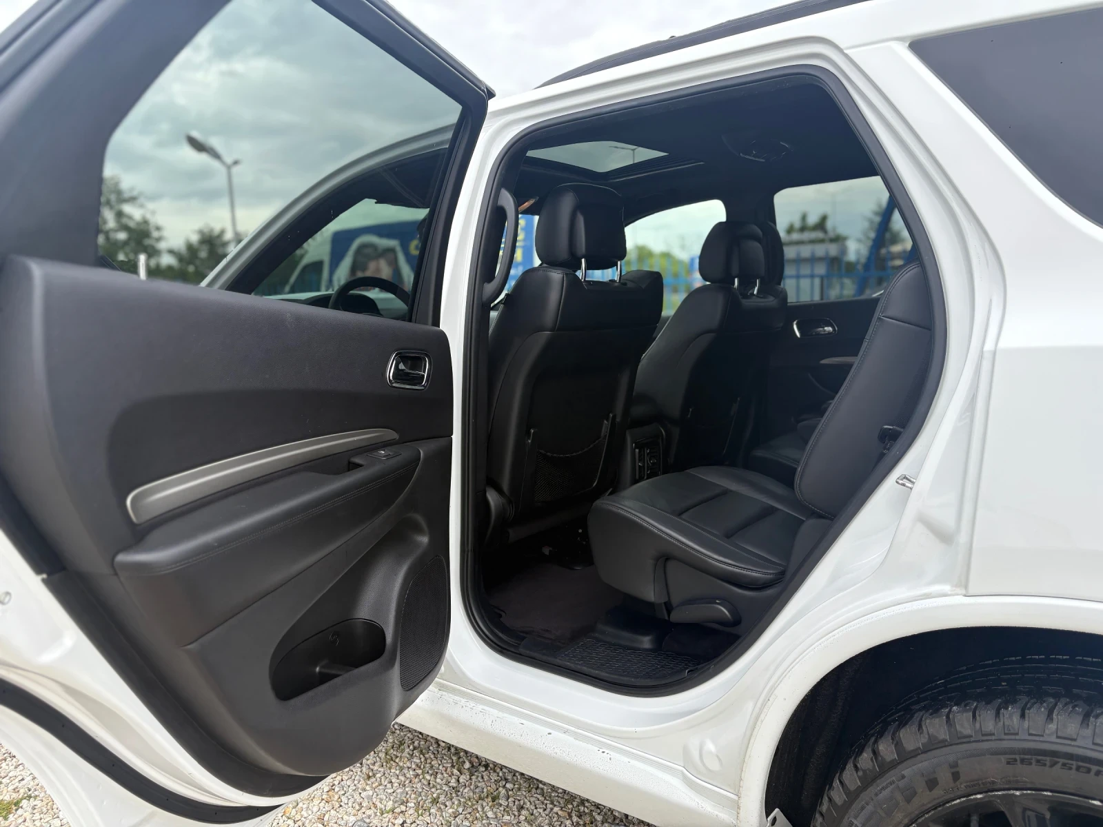 Dodge Durango 3.6 GT, снимка 8 - Автомобили и джипове - 54641917