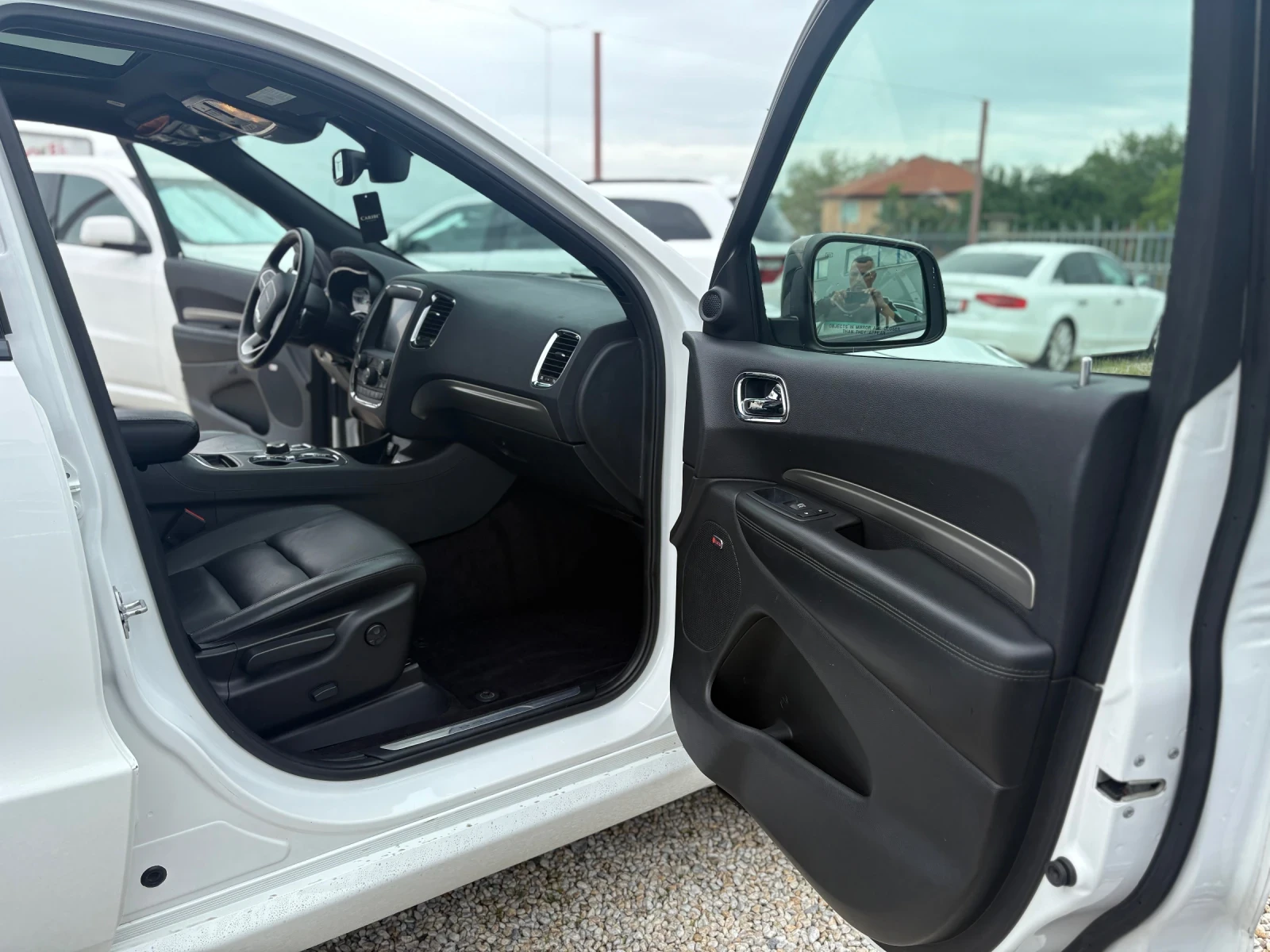 Dodge Durango 3.6 GT, снимка 9 - Автомобили и джипове - 54641917