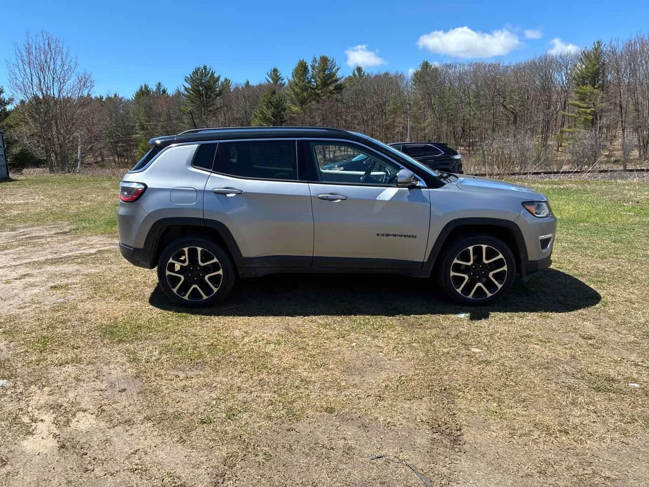 Jeep Compass * Limited * CARFAX * ПОДГРЕВИ * ПАНО * KEYLESS * , снимка 3 - Автомобили и джипове - 54775114