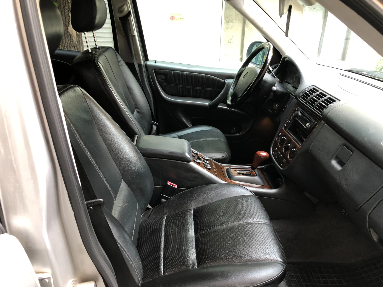 Mercedes-Benz ML 270, снимка 10 - Автомобили и джипове - 55132770