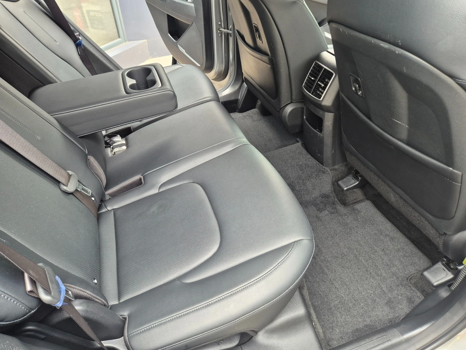 Kia Sportage 2.0 cm3 4x2 наличен в БГ, снимка 8 - Автомобили и джипове - 55208020