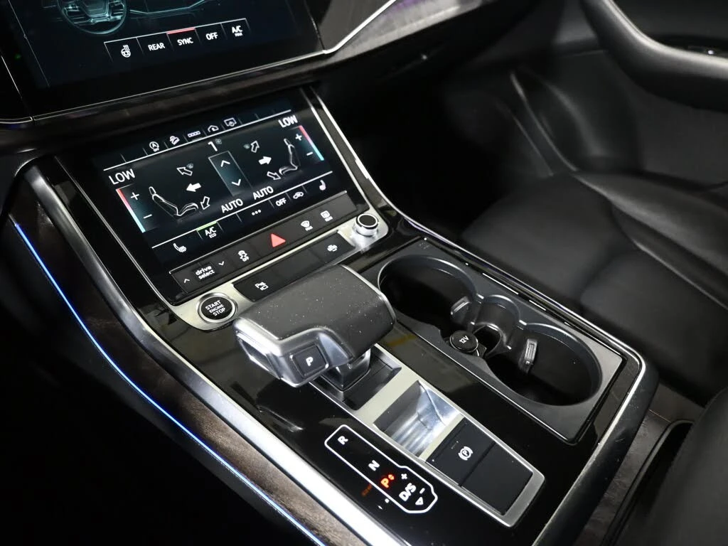 Audi Q7 quattro Komfort 55 TFSI* АвтоКредит * (Цена до БГ), снимка 16 - Автомобили и джипове - 55418163