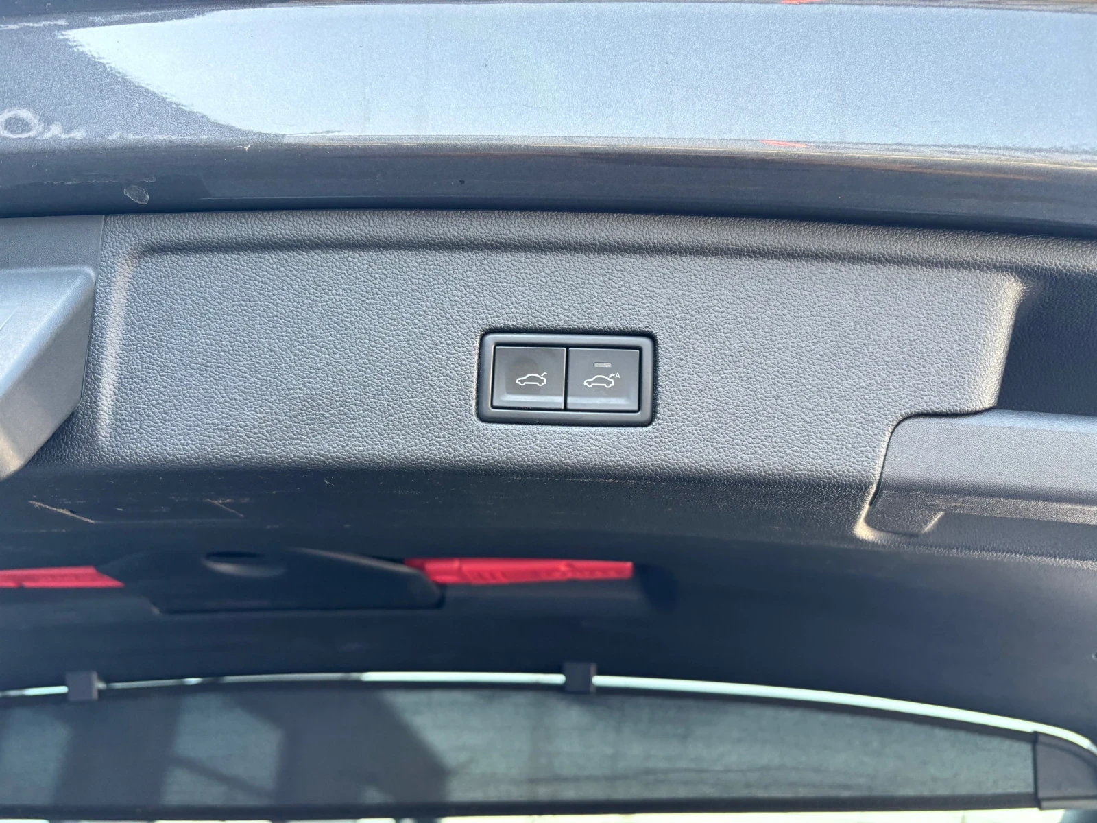VW Touareg 3.0D, снимка 13 - Автомобили и джипове - 55626003