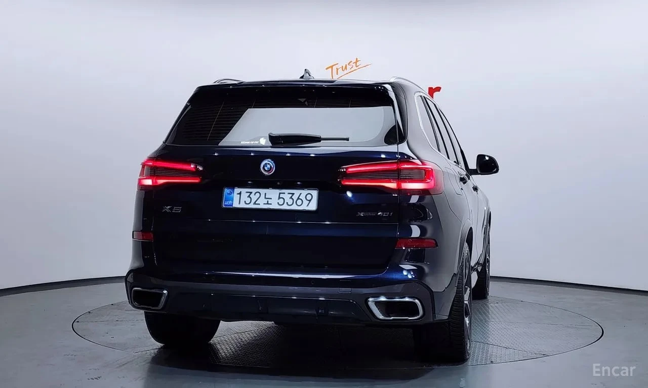BMW X5 * xDrive 40i M Sport * АВТОКРЕДИТ* , снимка 4 - Автомобили и джипове - 55970870
