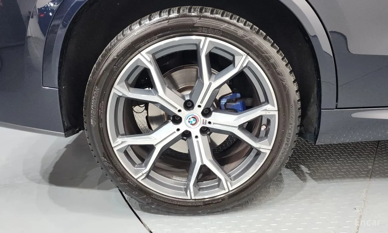 BMW X5 * xDrive 40i M Sport * АВТОКРЕДИТ* , снимка 5 - Автомобили и джипове - 55970870