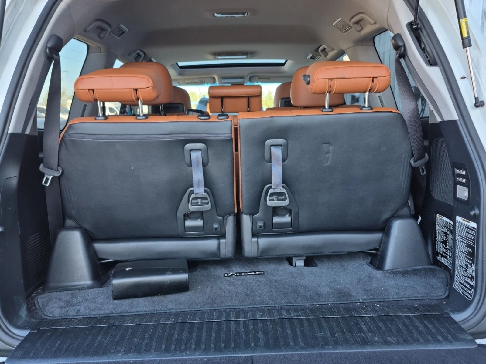Lexus LX 570 * 2 ����� * TV * MARK LEVINSON * CARFAX *  | Mobile.bg � ����������� 16