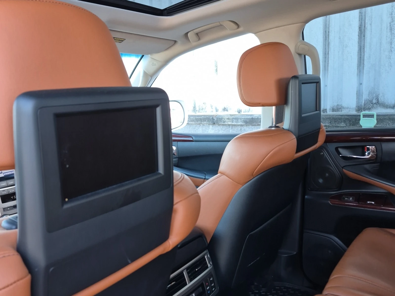Lexus LX 570 * 2 ����� * TV * MARK LEVINSON * CARFAX *  | Mobile.bg � ����������� 13
