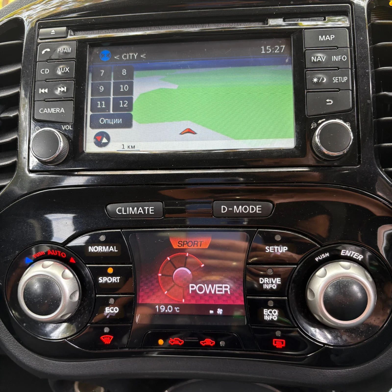 Nissan Juke, снимка 10 - Автомобили и джипове - 56449564