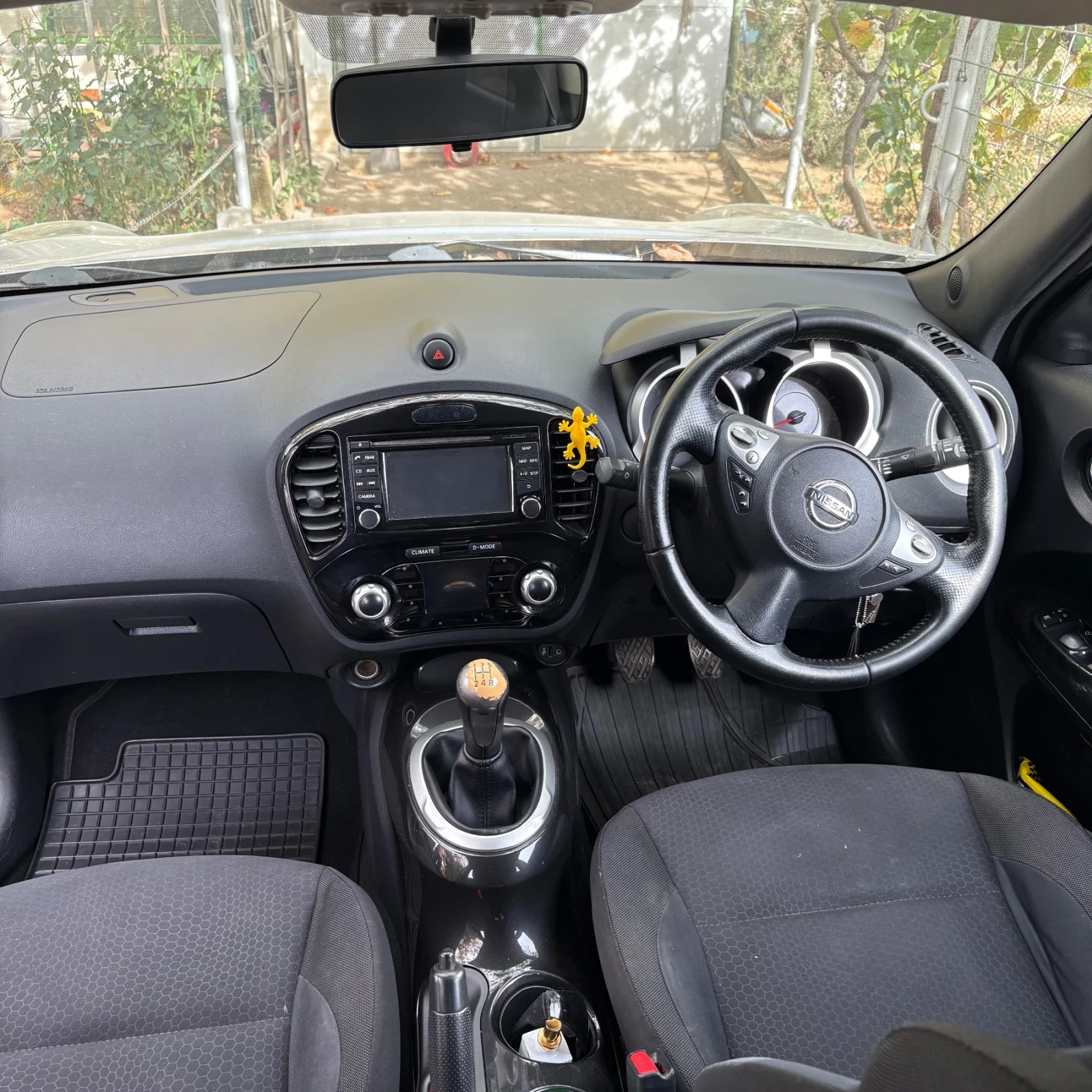 Nissan Juke, снимка 16 - Автомобили и джипове - 56449564