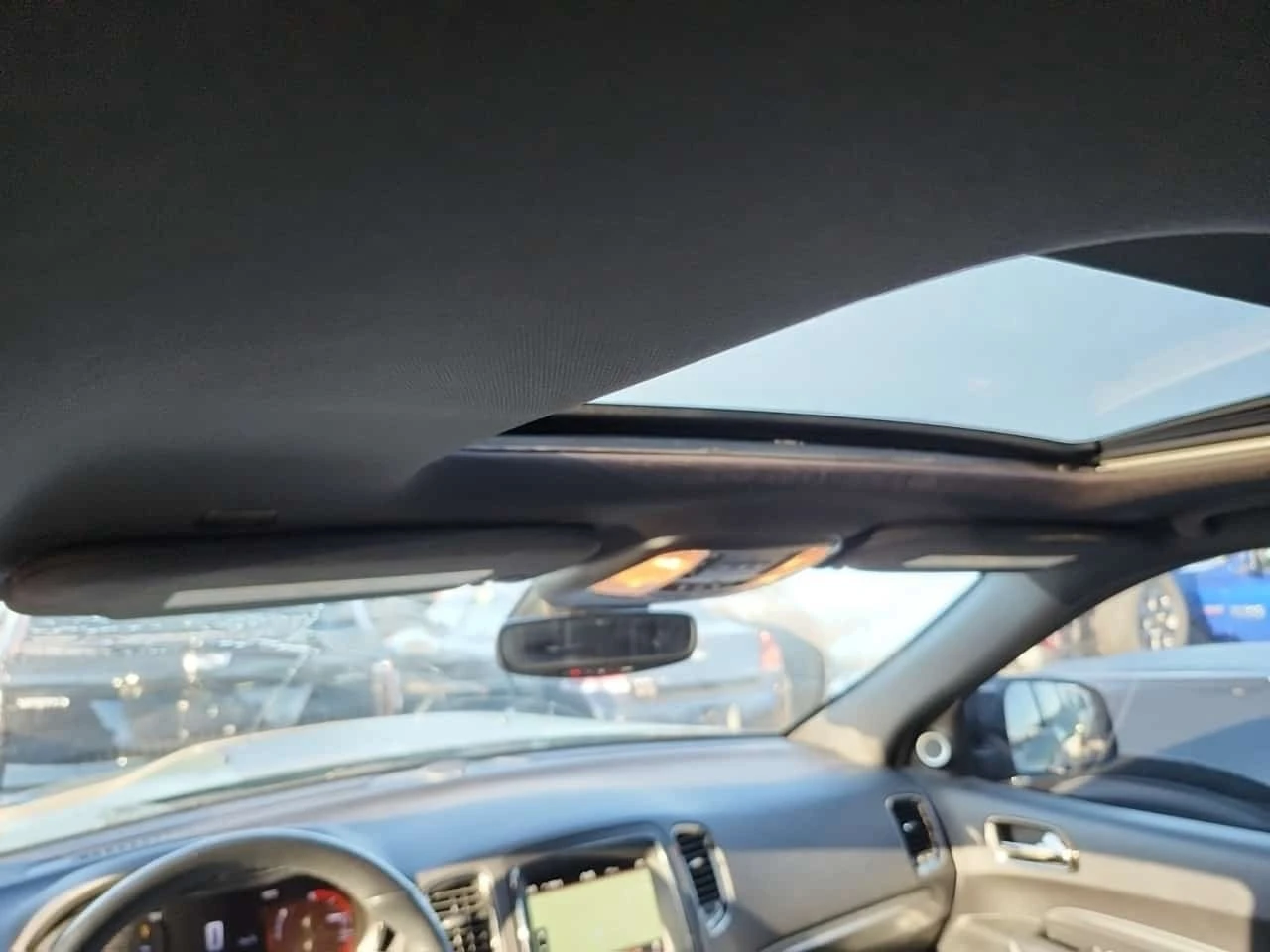 Dodge Durango * Awd R/t * REMOTE START * LANE ASSIST *  | Mobile.bg � ����������� 13