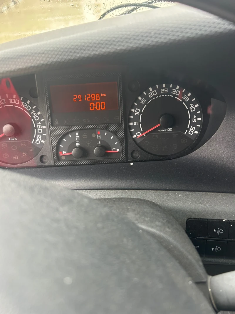 Iveco 35c15 Фургон, снимка 9 - Бусове и автобуси - 53559071