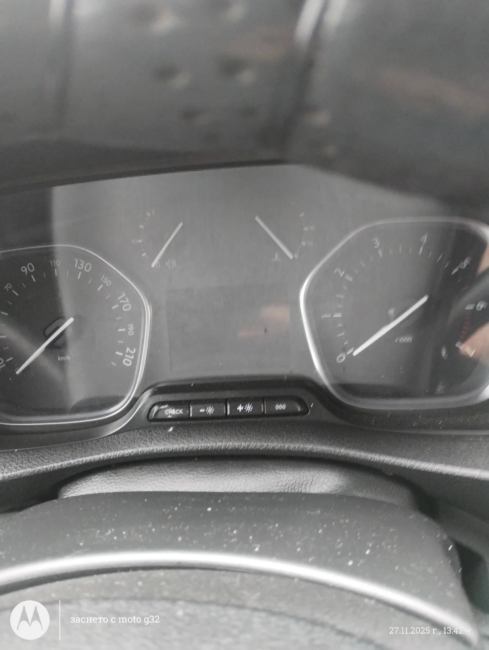 Peugeot Traveller Expert | Mobile.bg � ����������� 10