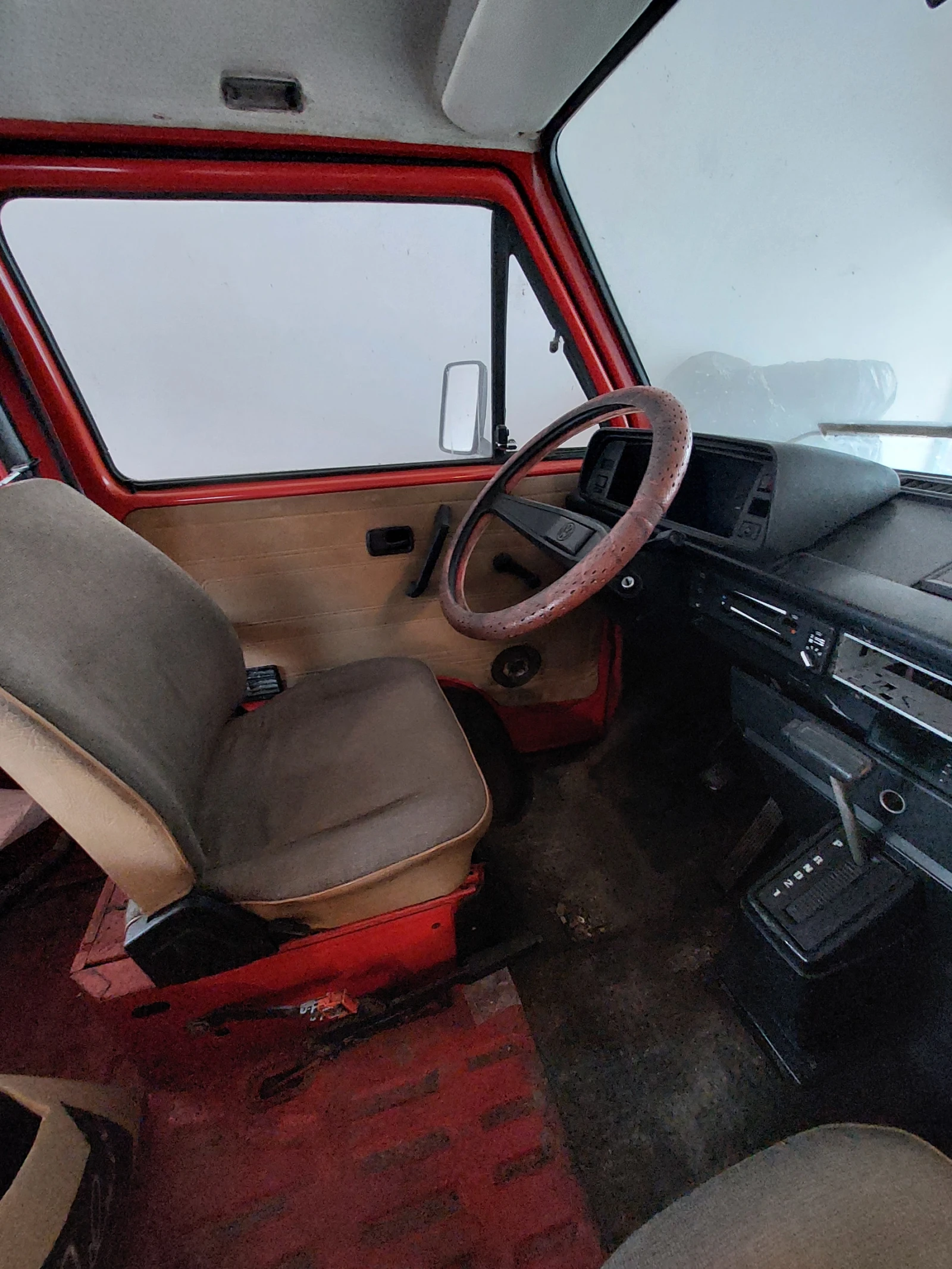 VW T3, снимка 13 - Бусове и автобуси - 55670665