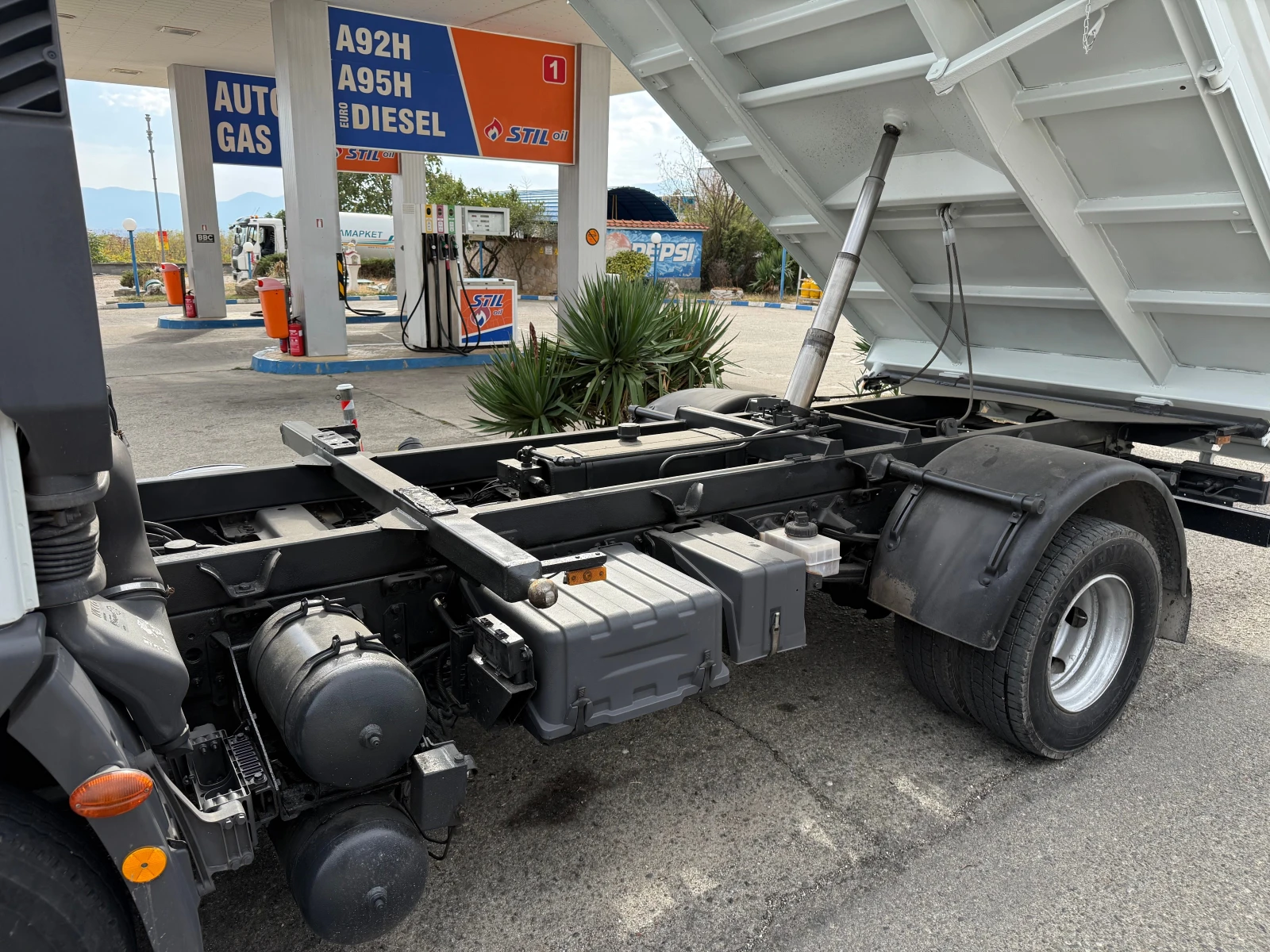 Iveco Eurocargo 80E22, снимка 4 - Камиони - 56612182